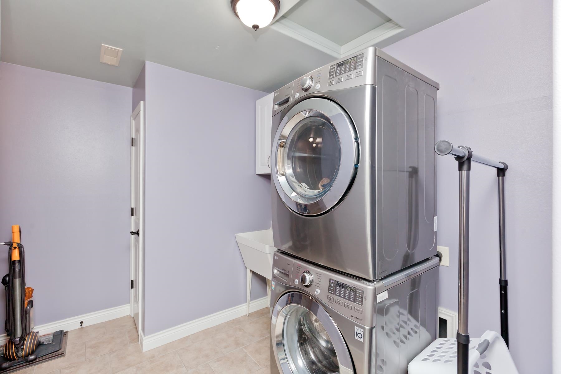 1037 Wingate Drive Fruita, CO 81521 - Photo 26 of 42 a utility room with dryer and washer