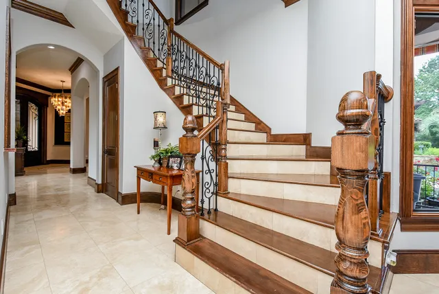 $3,200,000 | 10 Player Pond Place, The Woodlands, TX 77382