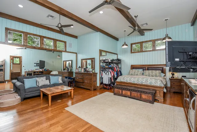 $3,200,000 | 10 Player Pond Place, The Woodlands, TX 77382