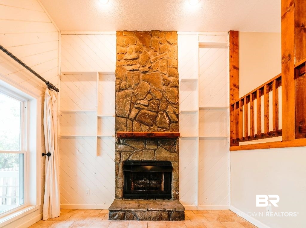 6517 Cedar Bend Court, Unit F Mobile, AL 36608 - Photo 5 of 24