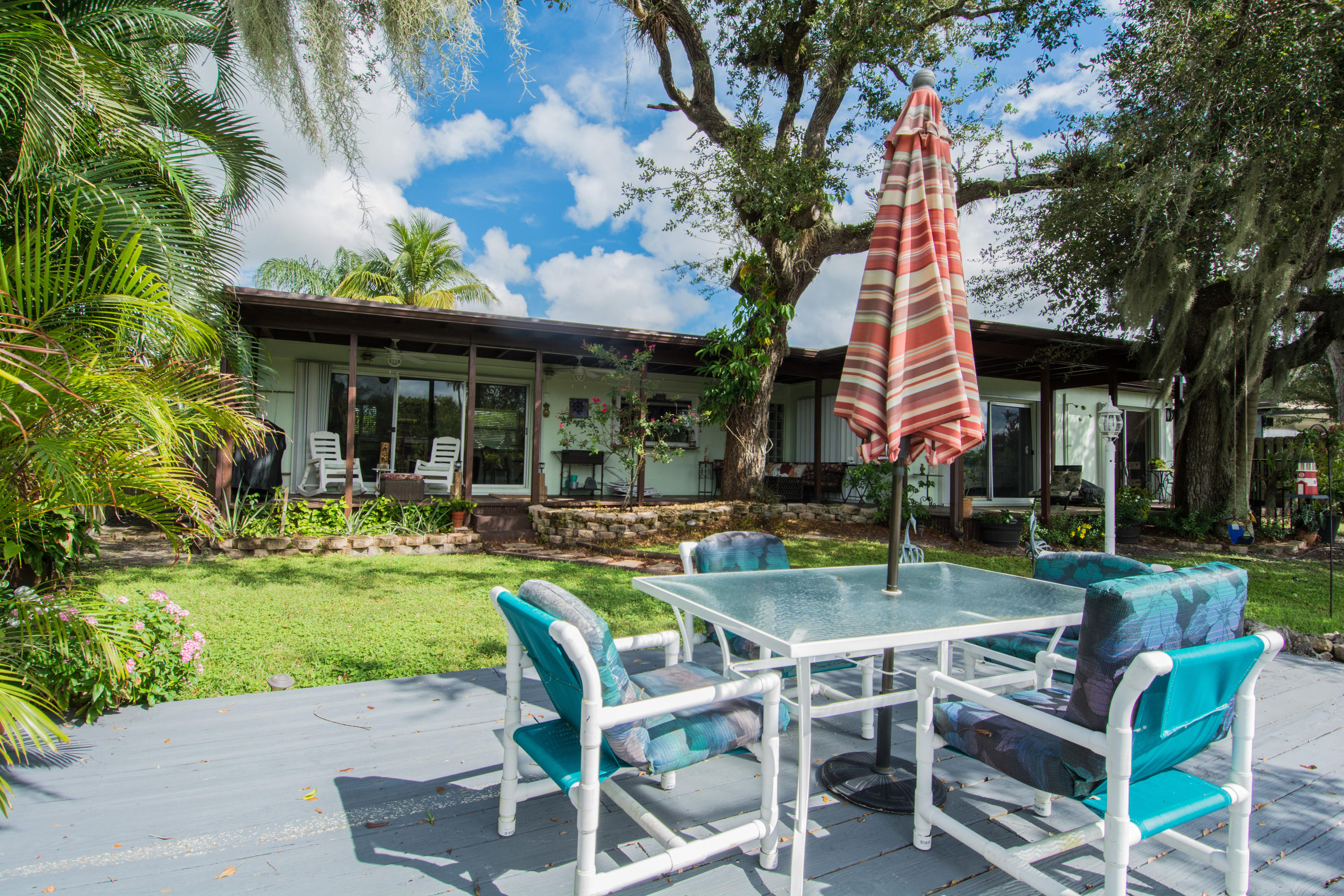 780 Southwest Salerno Road Stuart, FL 34997 - Photo 36 of 44 12_Pool-Yard (4)
