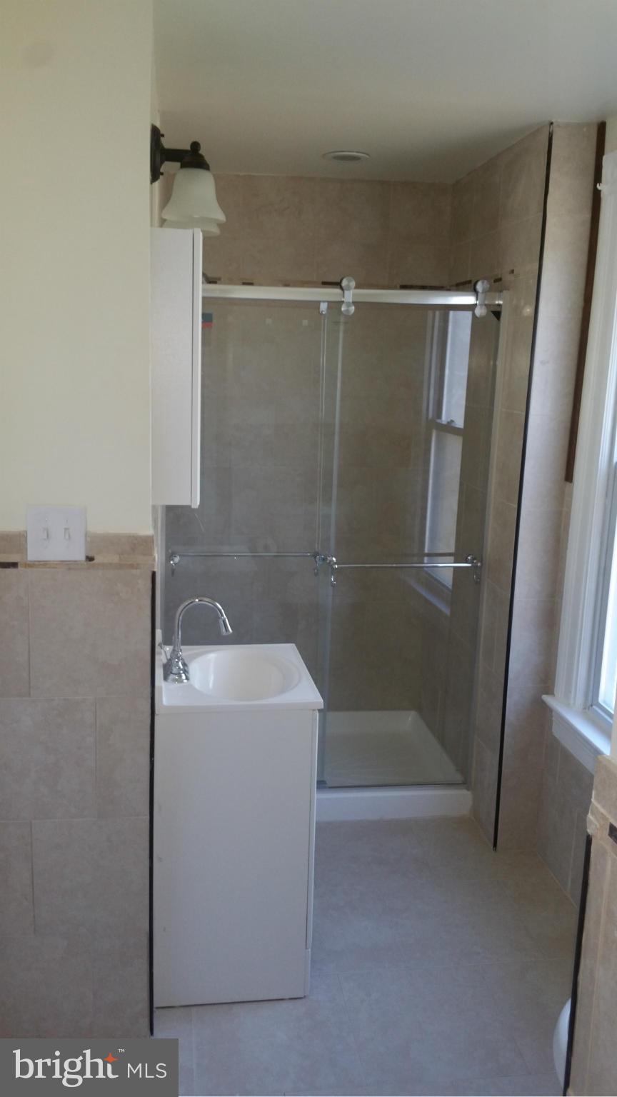 5609 Fisher Road Temple Hills, MD 20748 - Photo 12 of 20 Bath (Master)