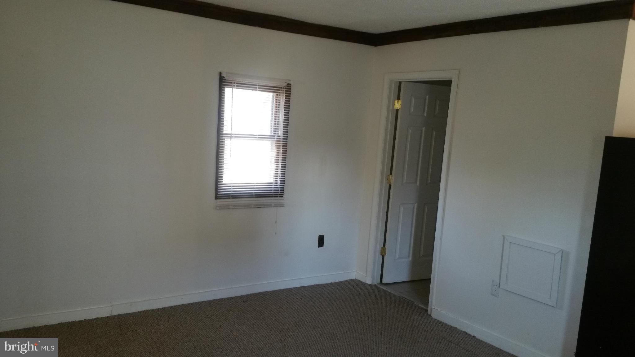 5609 Fisher Road Temple Hills, MD 20748 - Photo 17 of 20 Carriage House LR DR