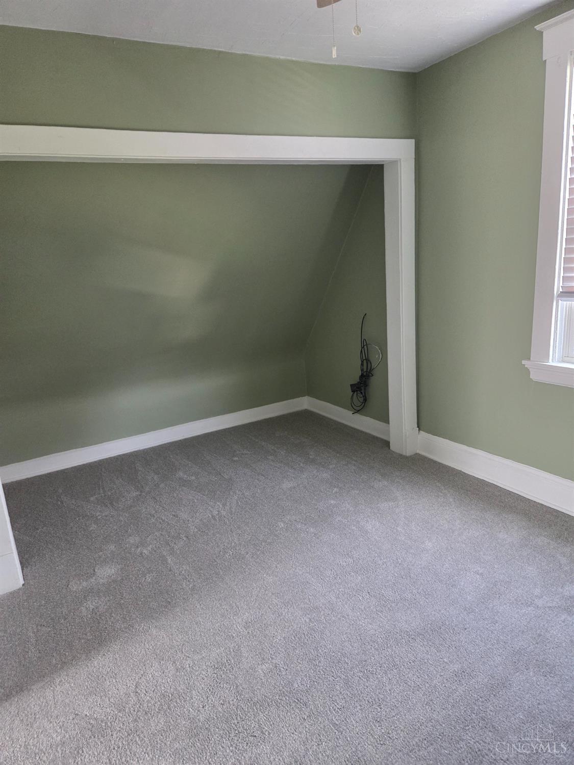 4202 Harding Avenue Cincinnati, OH 45211 - Photo 4 of 12