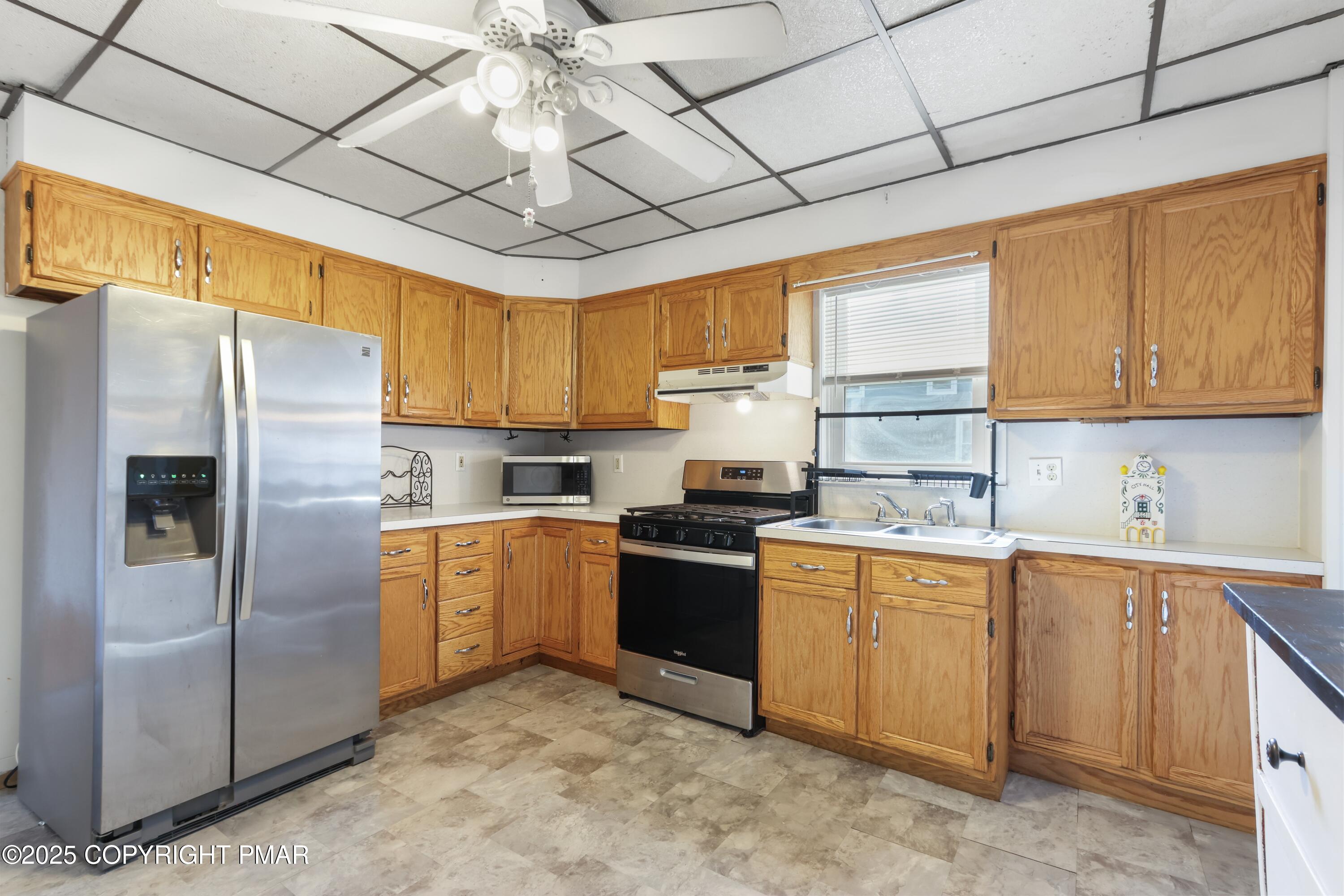 900 Ridge Street Easton, PA 18042 - Photo 14 of 38 095A7413