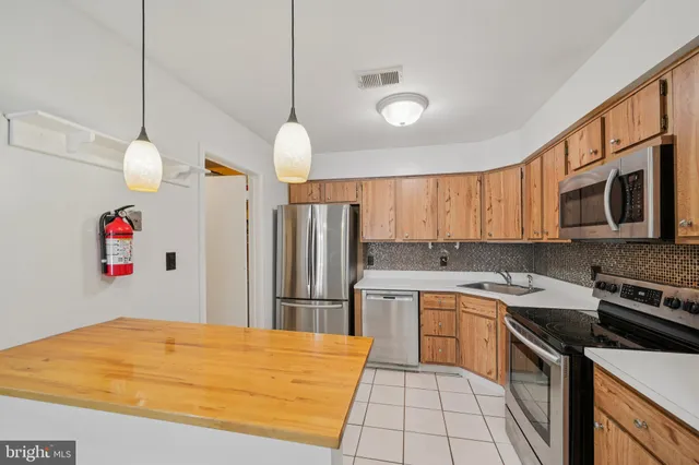 $250,000 | 104 Sumac Court, Mount Laurel, NJ 08054