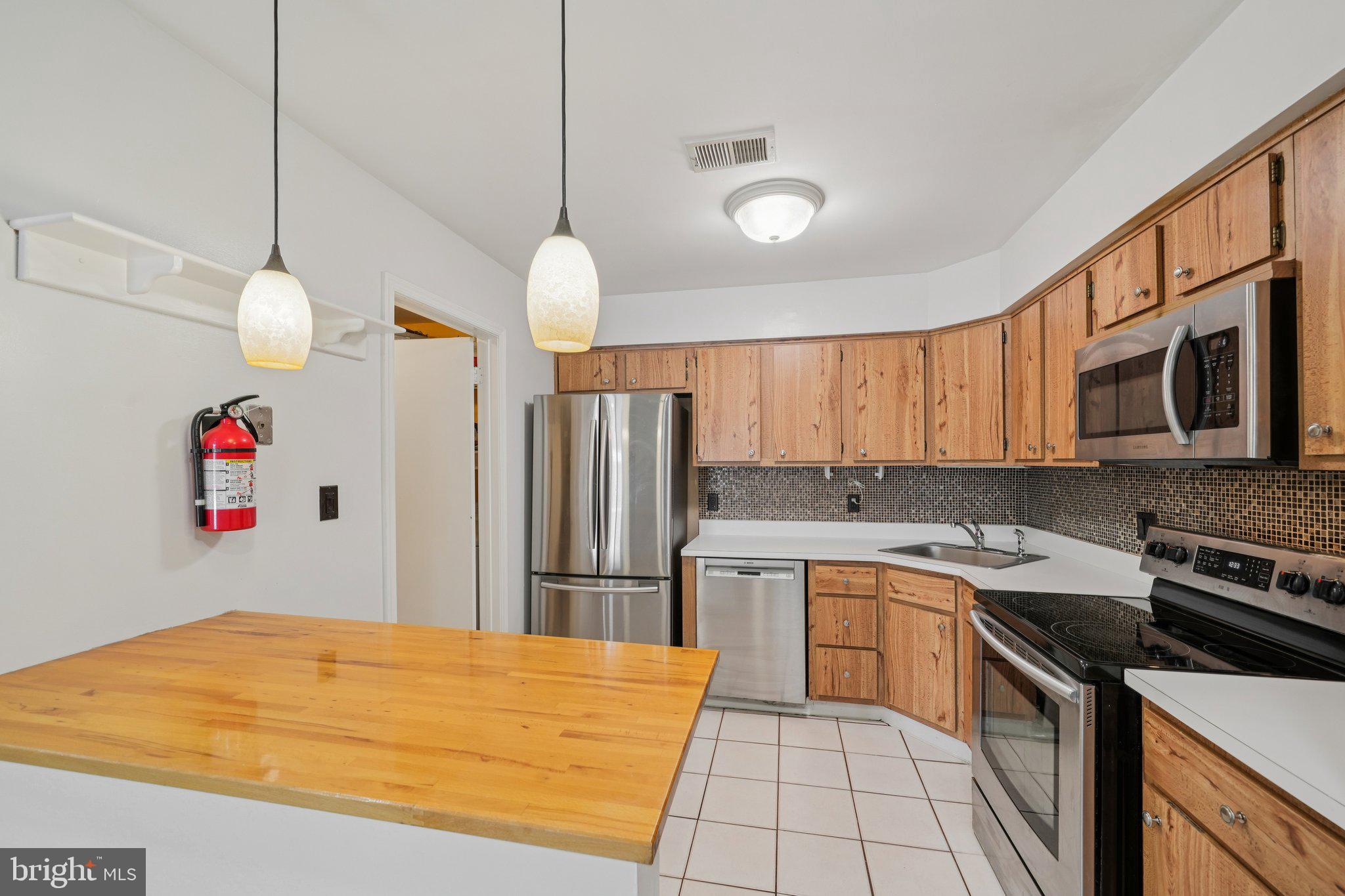 104 Sumac Court Mount Laurel, NJ 08054 - Photo 17 of 50