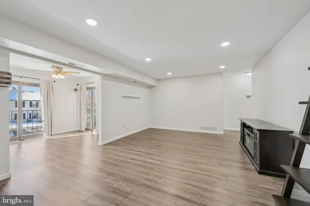 $250,000 | 104 Sumac Court, Mount Laurel, NJ 08054