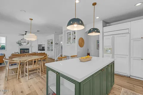 $1,098,000 | 28067 Liana Lane, Valencia, CA 91354