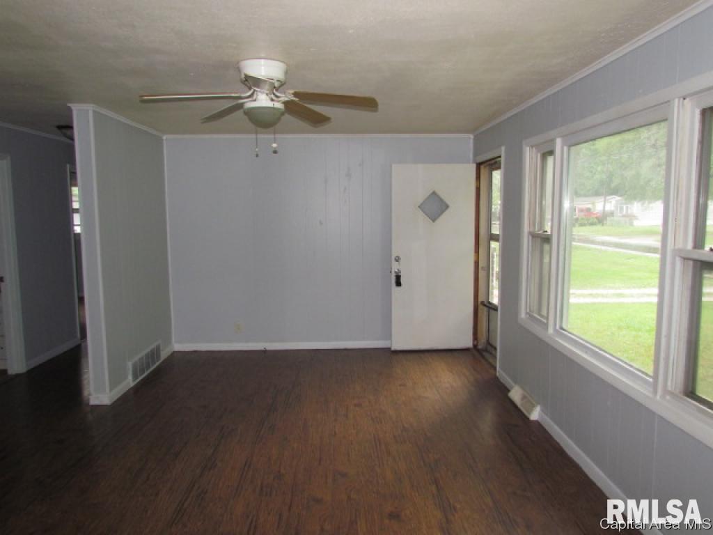 1026 North Edmond Street Springfield, IL 62702 - Photo 7 of 14