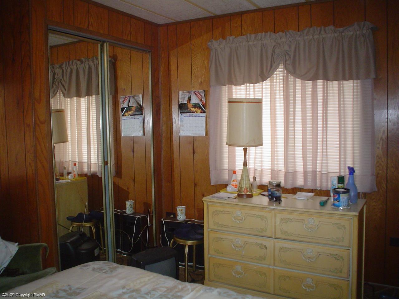 Rr1 Rr1 Road Henryville, PA 18332 - Photo 11 of 18 Master Bedroom other end