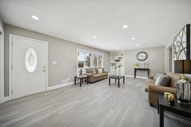 $388,888 | 460 Selby Avenue, Owatonna, MN 55060