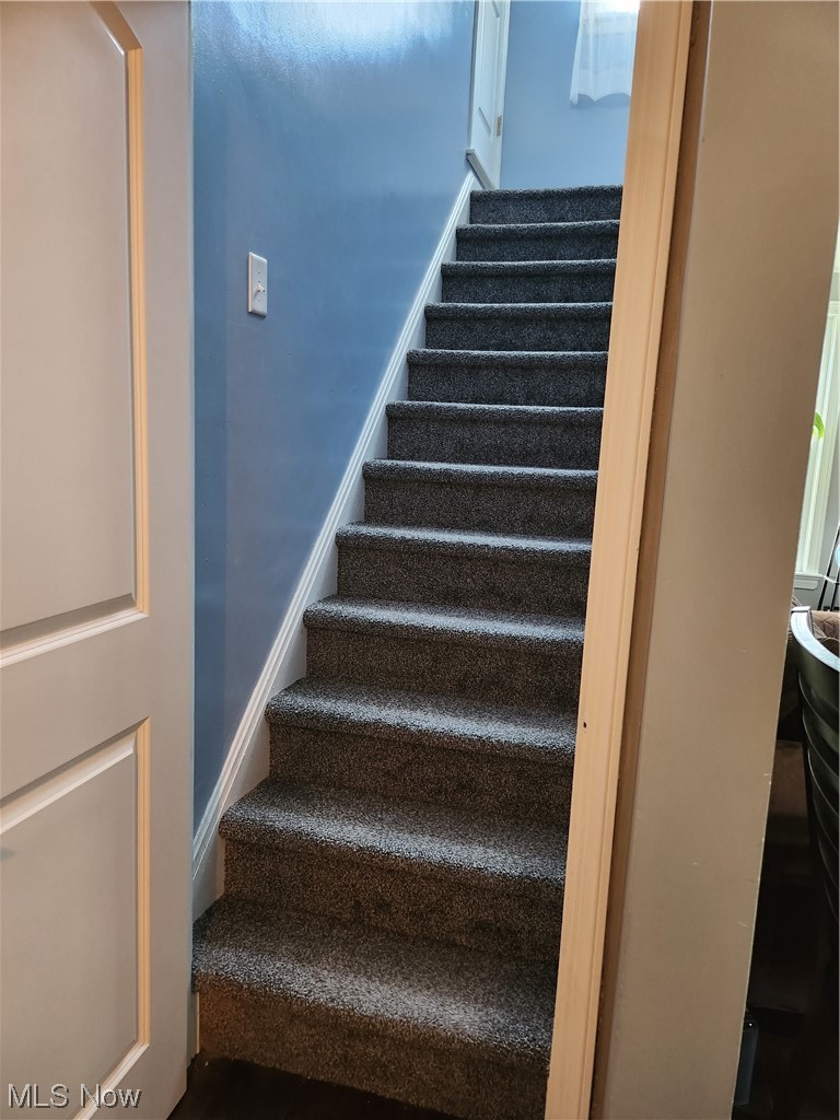 4406 Snow Road Cleveland, OH 44134 - Photo 23 of 35