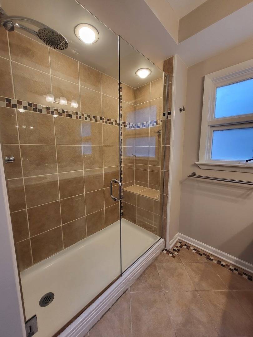 263 Banbury Road Mundelein, IL 60060 - Photo 11 of 31