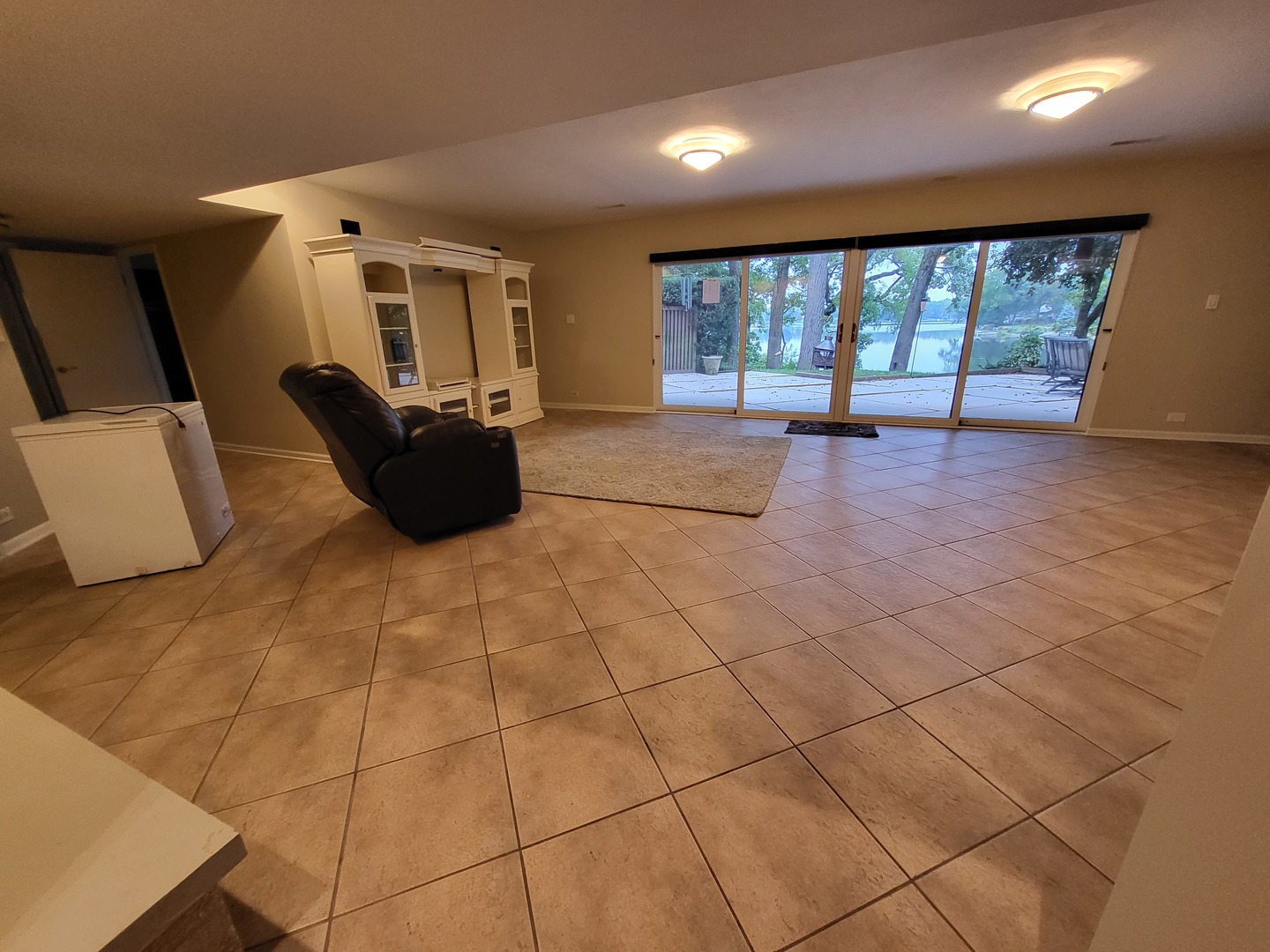 263 Banbury Road Mundelein, IL 60060 - Photo 14 of 31