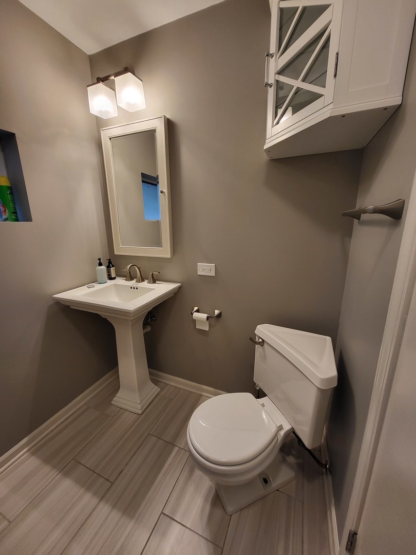 263 Banbury Road Mundelein, IL 60060 - Photo 23 of 31
