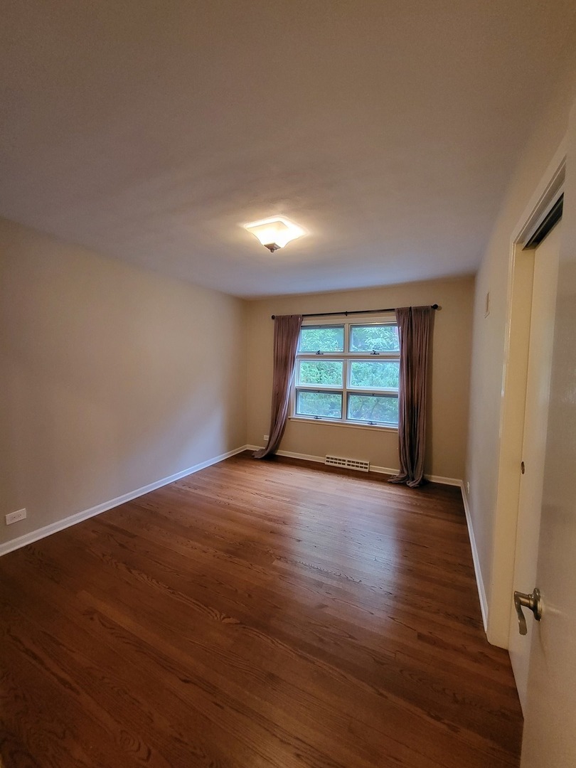 263 Banbury Road Mundelein, IL 60060 - Photo 6 of 31