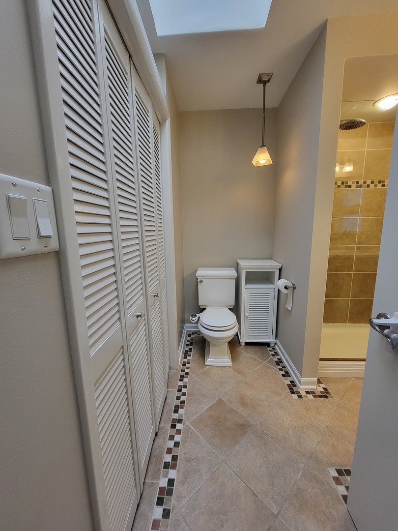 263 Banbury Road Mundelein, IL 60060 - Photo 10 of 31
