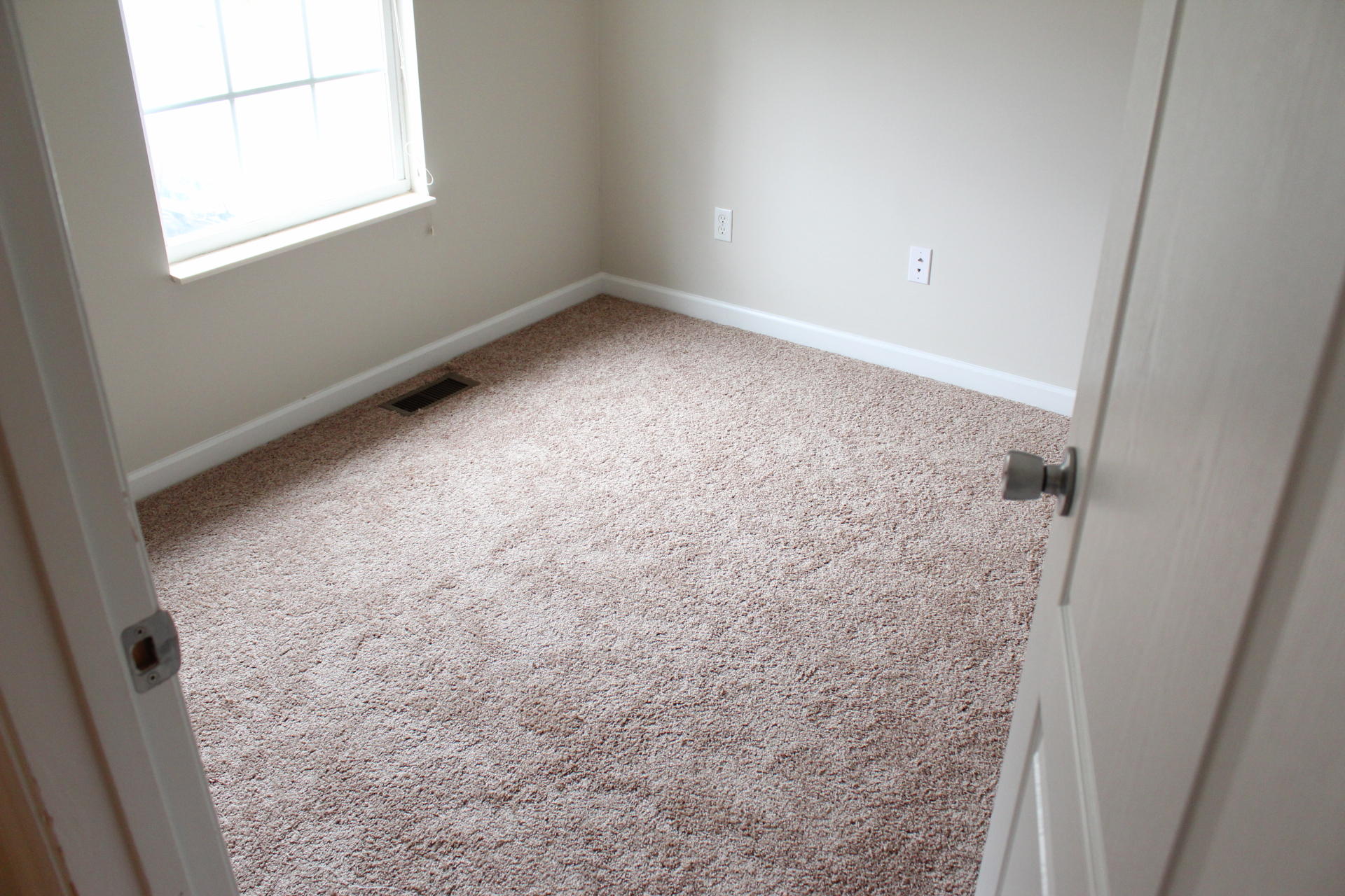 5700 Collette Road Northeast Knoxville, TN 37918 - Photo 11 of 12 7587837568-IMG-1038