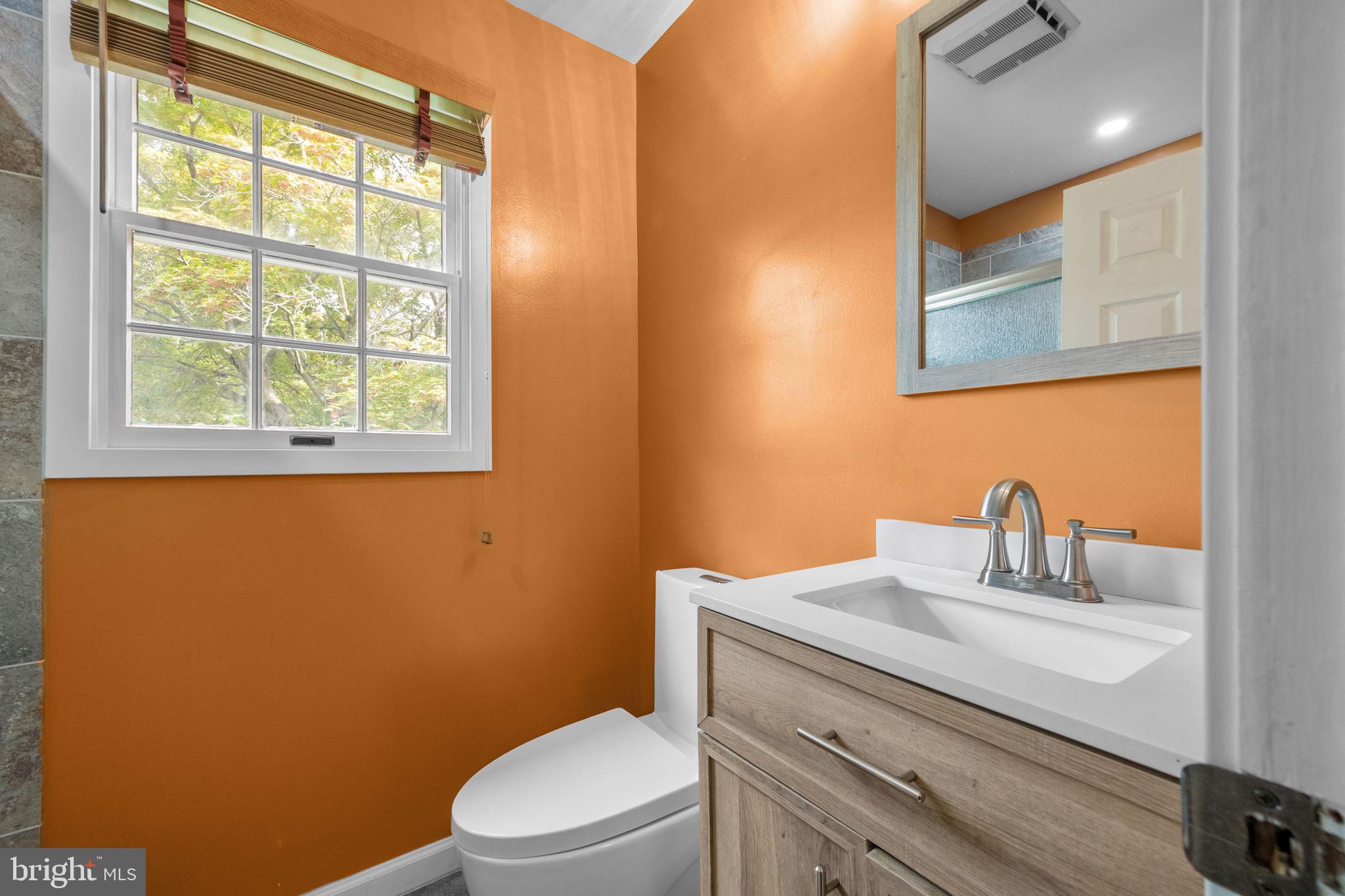 438 Chestnut Road Warminster, PA 18974 - Photo 26 of 35 Gallery Image 26