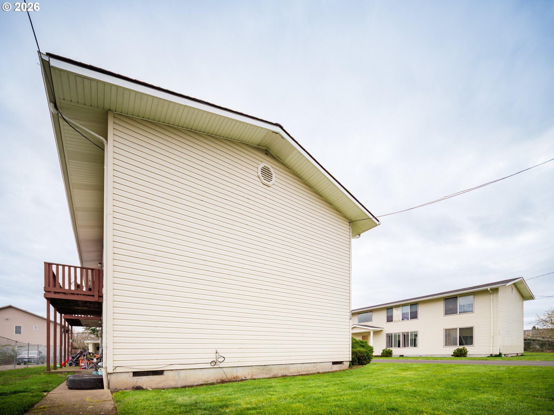 920 18th Avenue Southwest Albany, OR 97321 - Photo 13 of 19 a view of a house with a yard