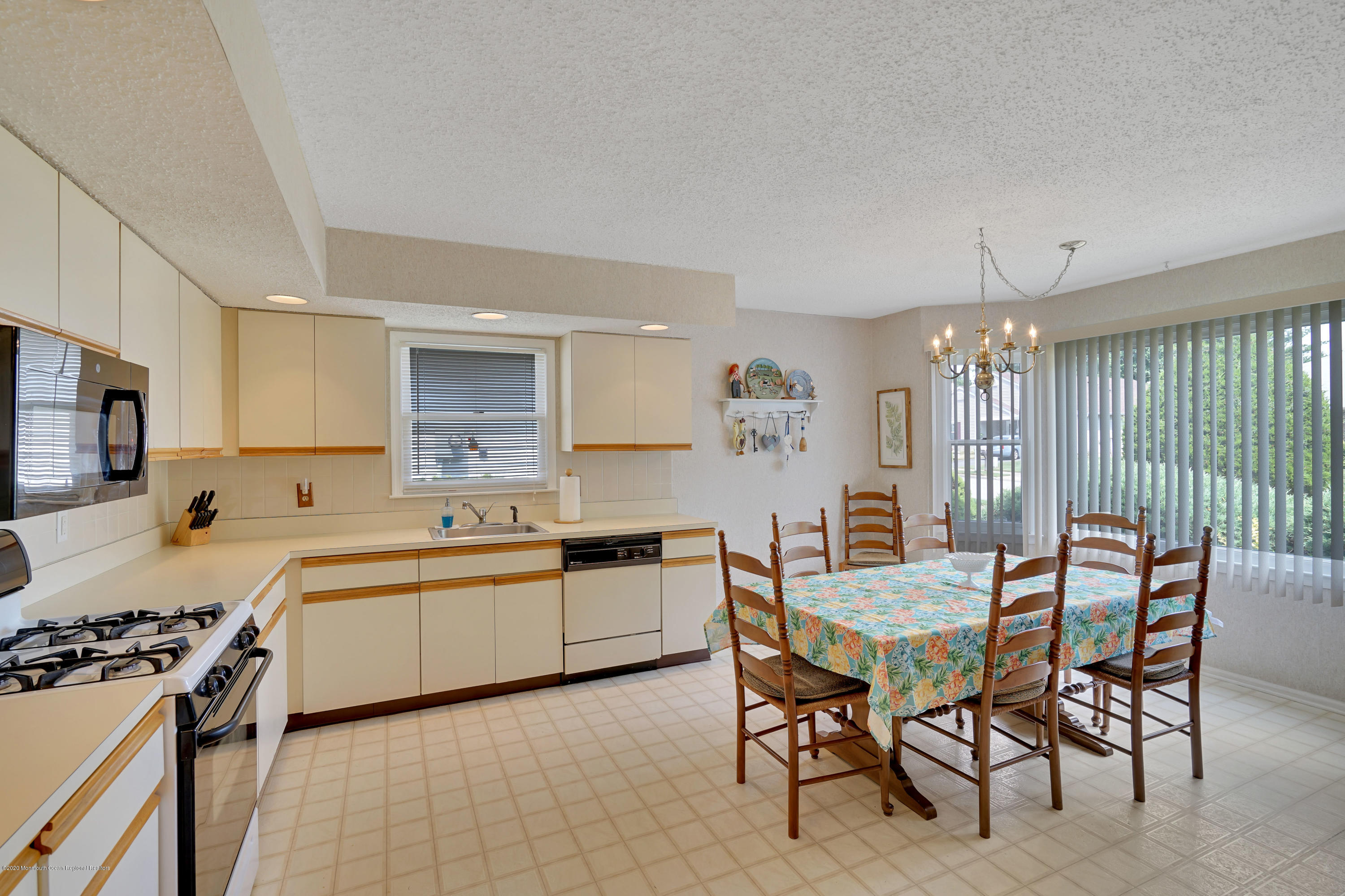 13 Chipmunk Drive Brick, NJ 08724 - Photo 16 of 43 026_dsc02228