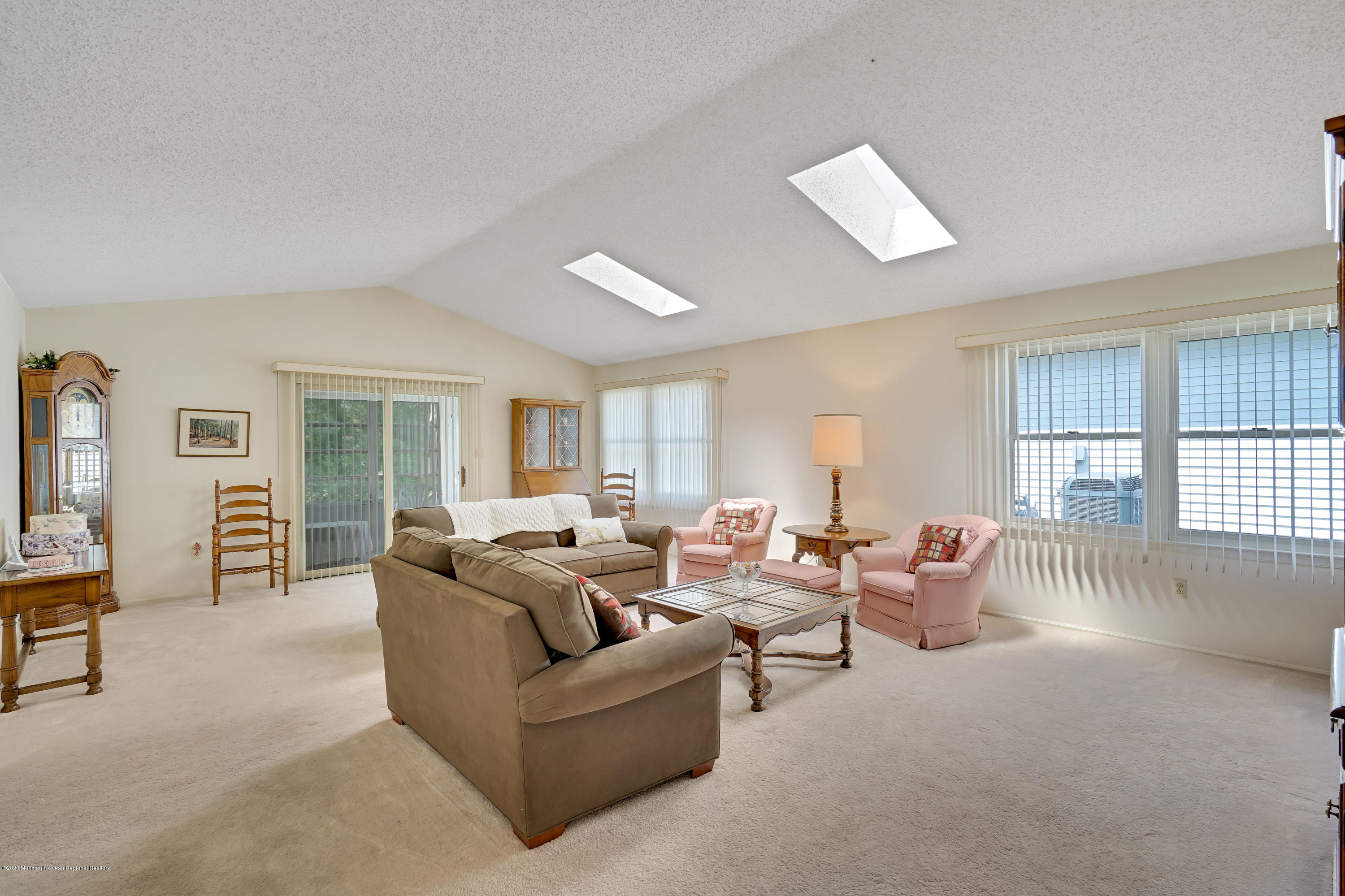 13 Chipmunk Drive Brick, NJ 08724 - Photo 8 of 43 018_dsc02278