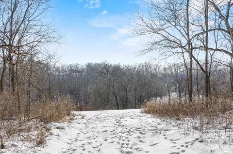 $1,590,000 | 3 Moen Cross Plains, Cross Plains, WI 53528