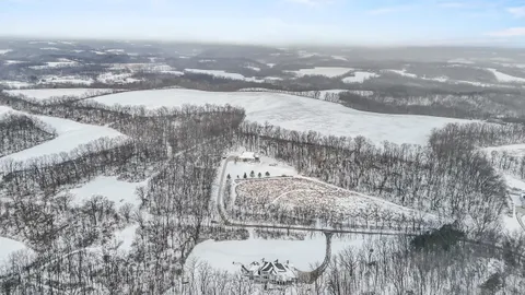 $1,590,000 | 3 Moen Cross Plains, Cross Plains, WI 53528