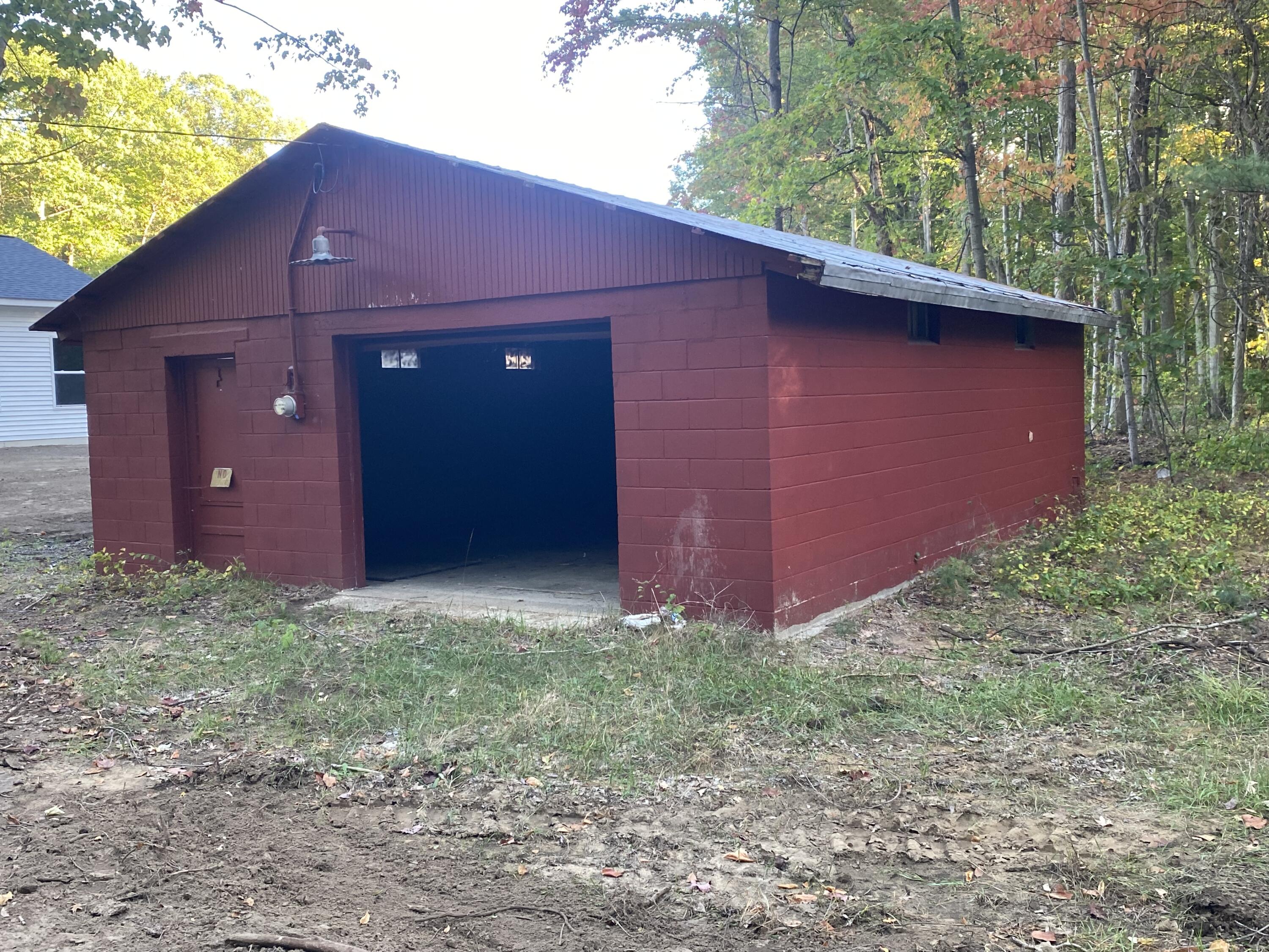 18901 148th Avenue Spring Lake, MI 49456 - Photo 2 of 30 IMG_0398