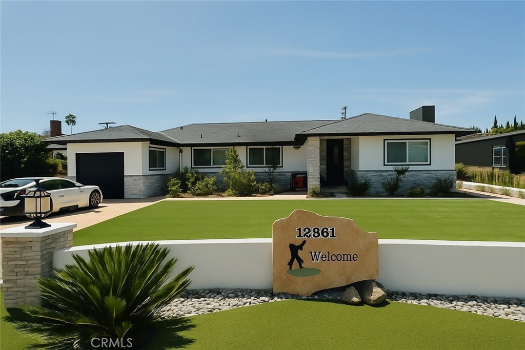 a view of outdoor space yard and patio