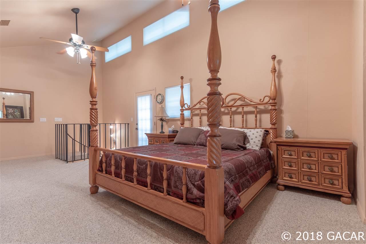 2018 Southwest 88 Street Gainesville, FL 32607 - Photo 15 of 20 Gallery Image 15