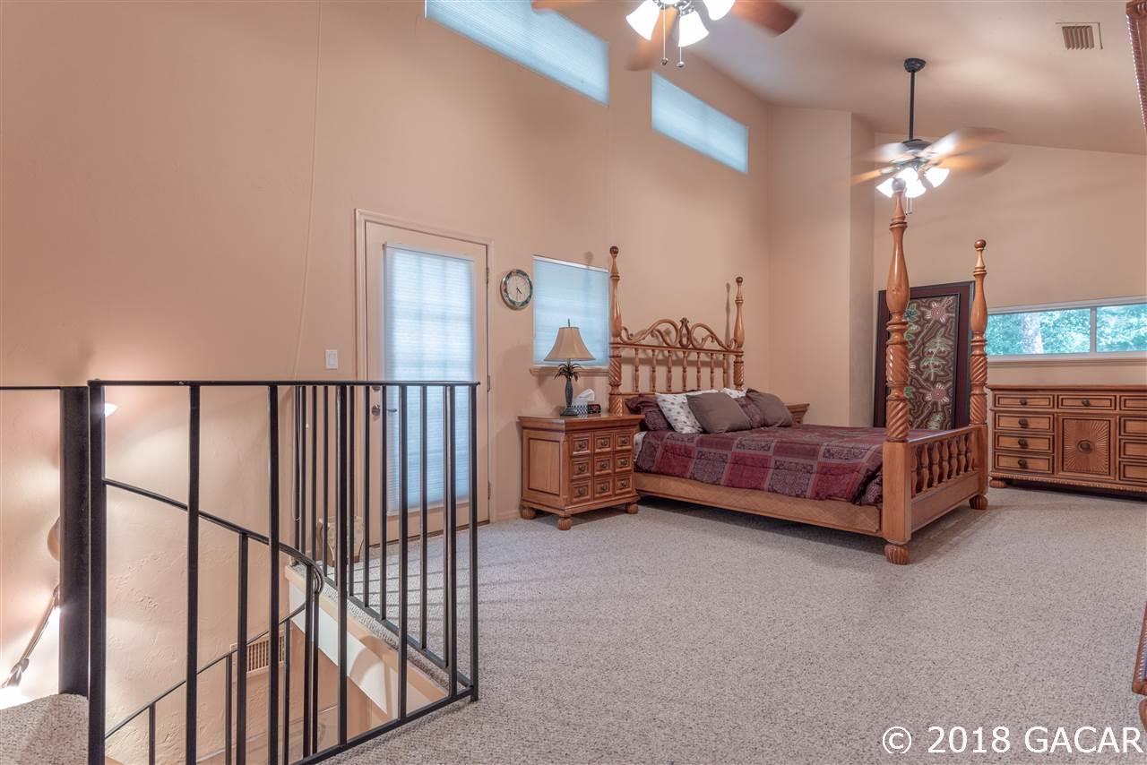 2018 Southwest 88 Street Gainesville, FL 32607 - Photo 16 of 20 Gallery Image 16