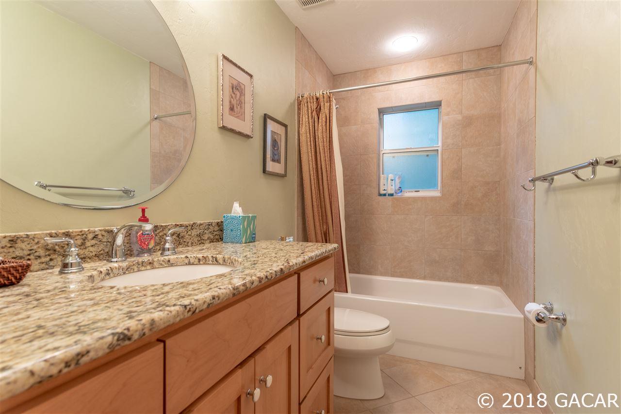 2018 Southwest 88 Street Gainesville, FL 32607 - Photo 10 of 20 Gallery Image 10