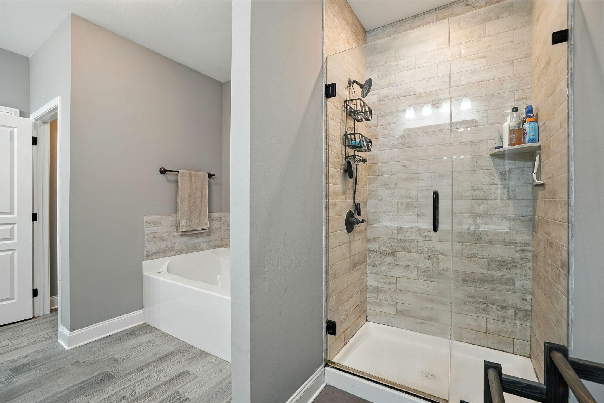 212 Eleases Crossing Crestview, FL 32539 - Photo 26 of 40 a white bath tub sitting next to a white sink