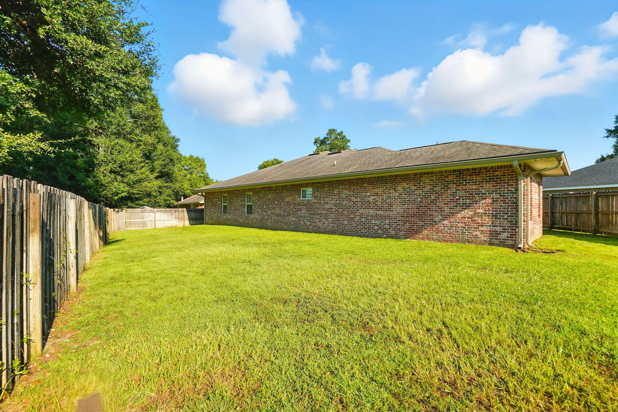 212 Eleases Crossing Crestview, FL 32539 - Photo 38 of 40 a view of outdoor space and backyard