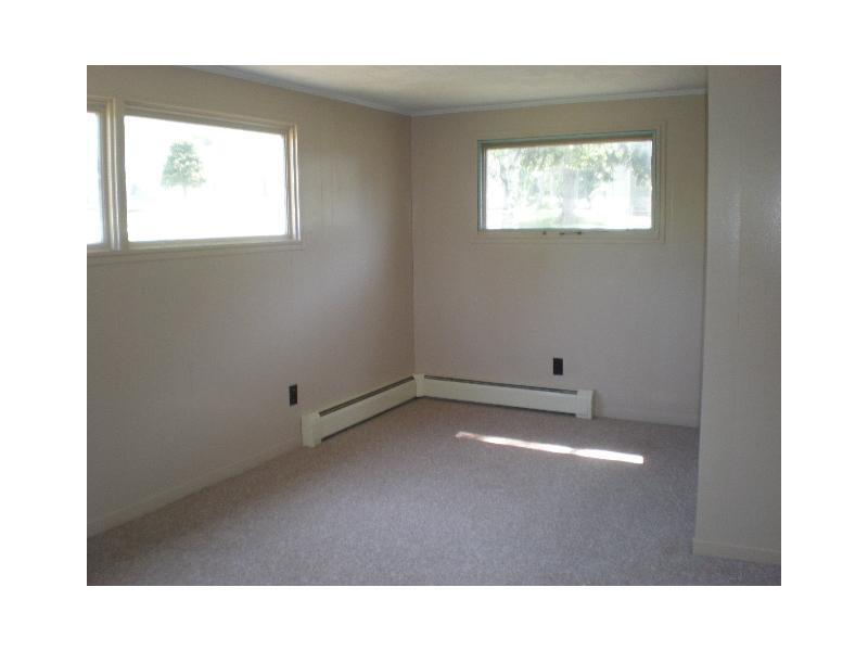 59 Tide Mill Cove Road Harpswell, ME 04079 - Photo 21 of 22 Bedroom. First floor bedroom without...