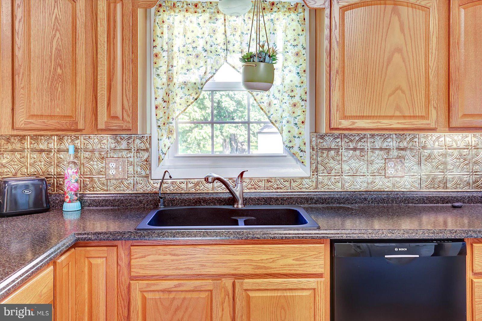 3476 Messersmith Road York, PA 17408 - Photo 16 of 46 Gallery Image 16