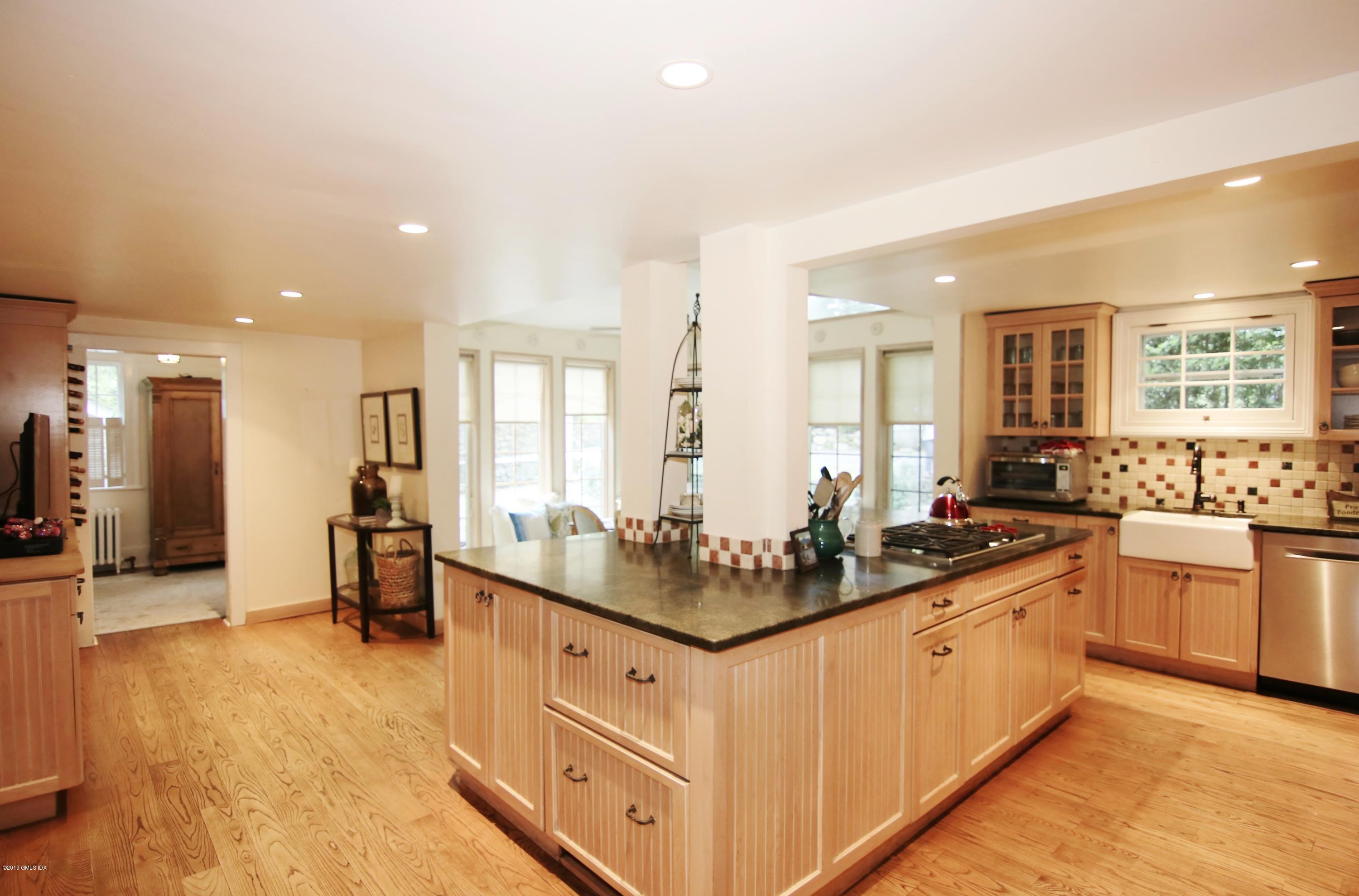 349 Haviland Road Stamford, CT 06903 - Photo 12 of 40 The gourmet EIK is a showstopper