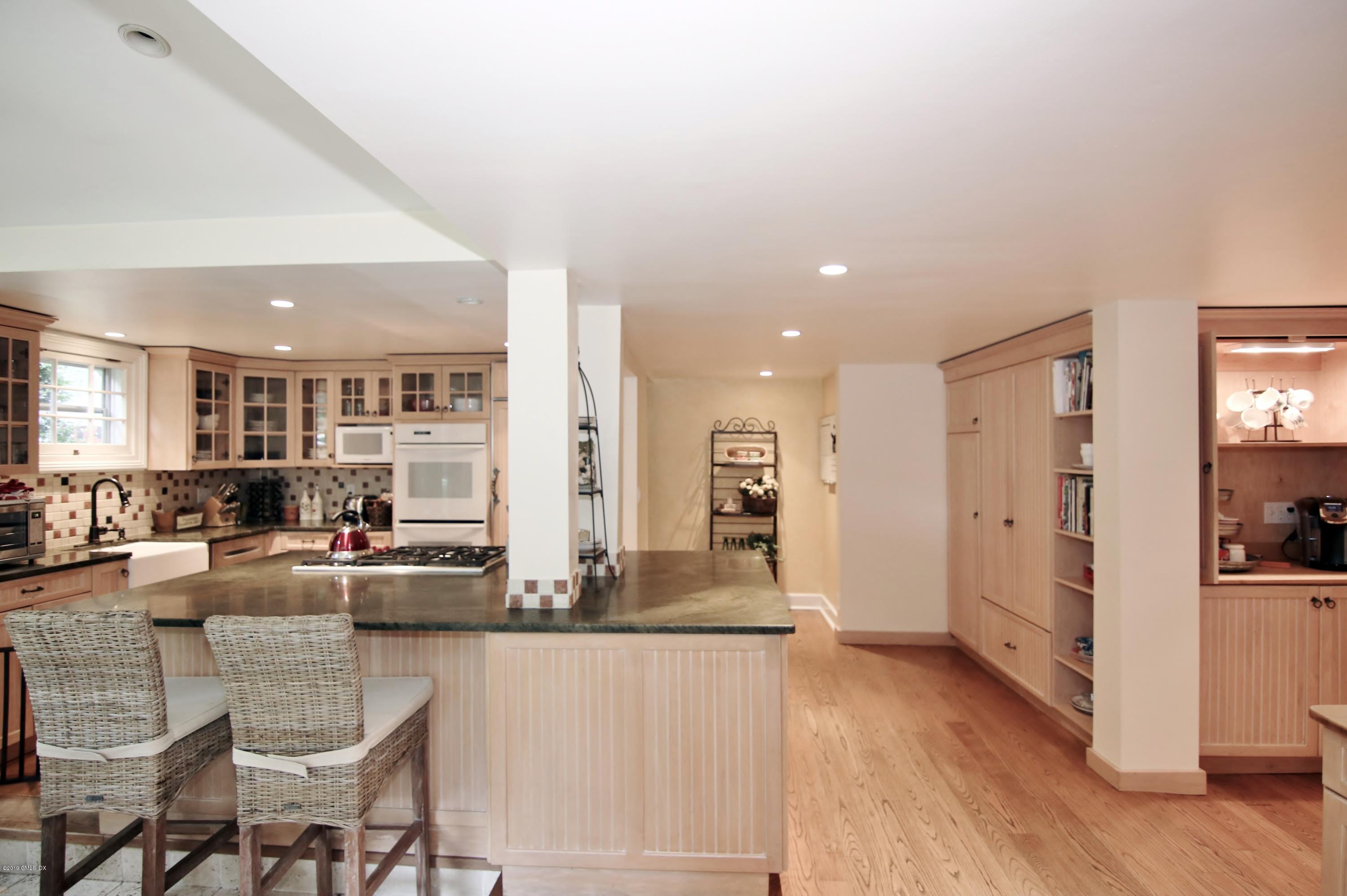 349 Haviland Road Stamford, CT 06903 - Photo 14 of 40 Another view