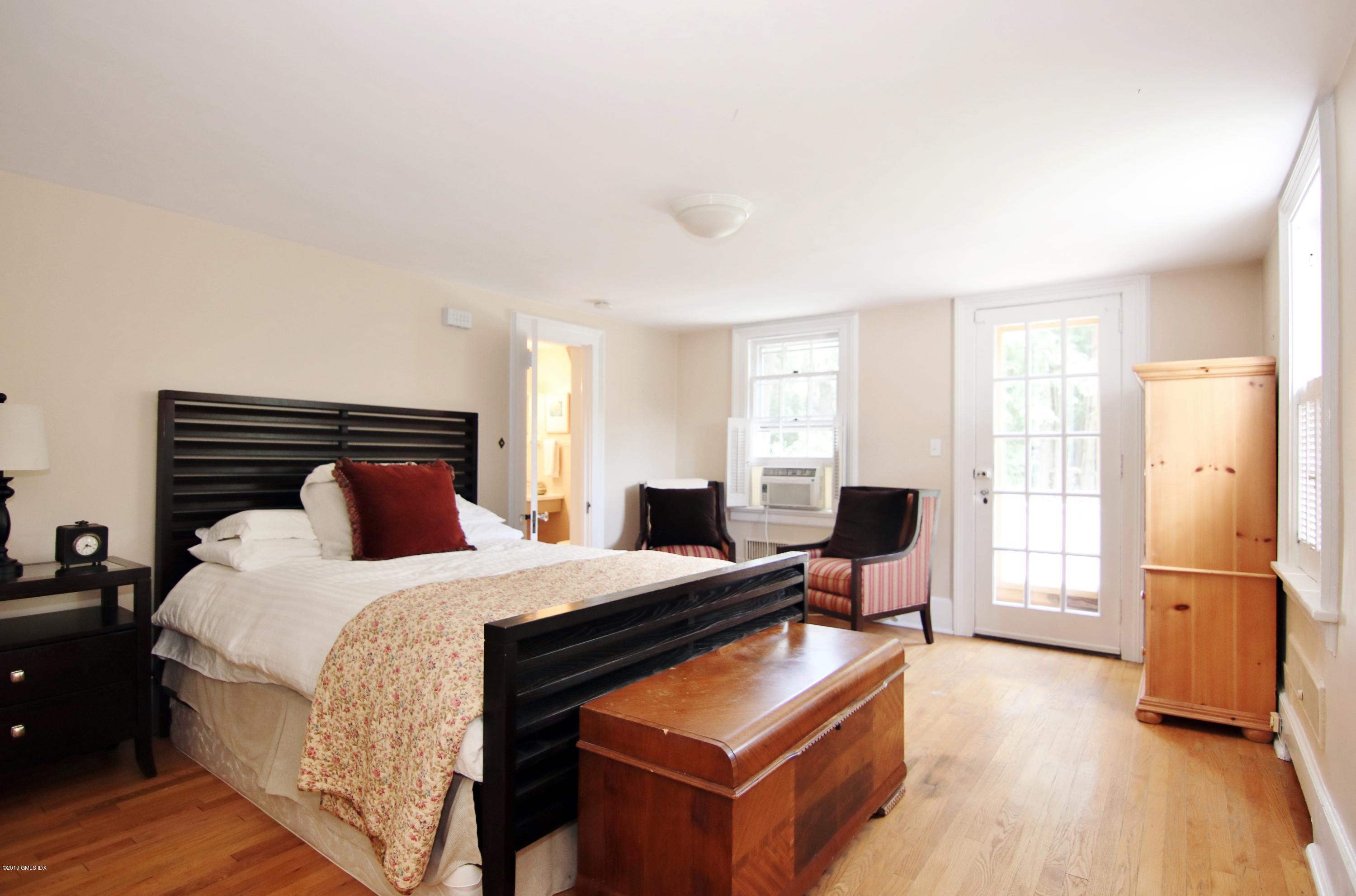 349 Haviland Road Stamford, CT 06903 - Photo 21 of 40 Main floor Bedroom