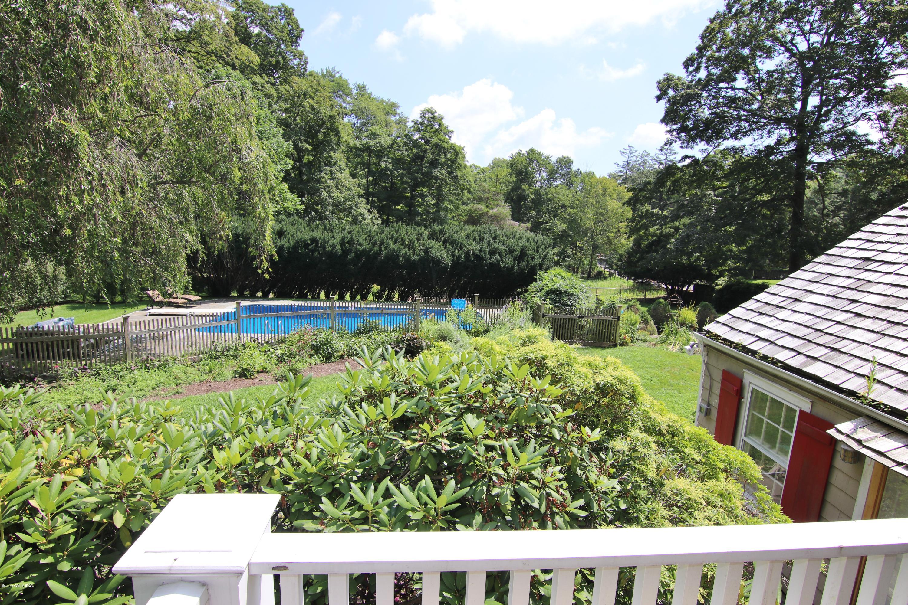 349 Haviland Road Stamford, CT 06903 - Photo 4 of 40 View from balcony