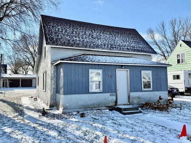 $39,900 | 118 East Broadway Street, Redwood Falls, MN 56283
