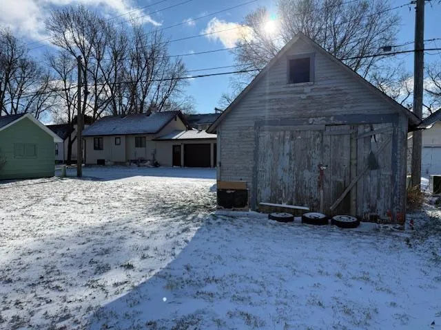 $39,900 | 118 East Broadway Street, Redwood Falls, MN 56283