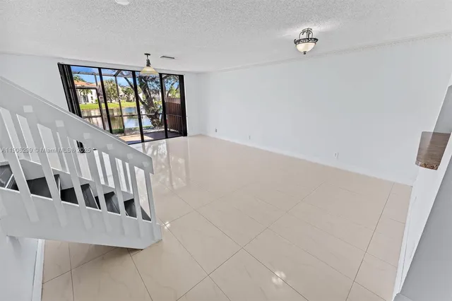 $339,000 | 10731 Northwest 14th Street, Unit 274, Plantation, FL 33322