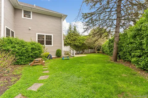 $1,295,000 | 186 Murray Avenue, Larchmont, NY 10538