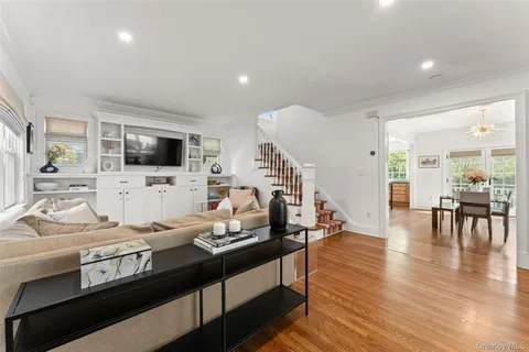 $1,295,000 | 186 Murray Avenue, Larchmont, NY 10538