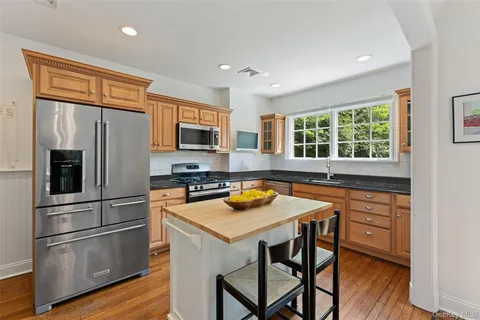 $1,295,000 | 186 Murray Avenue, Larchmont, NY 10538