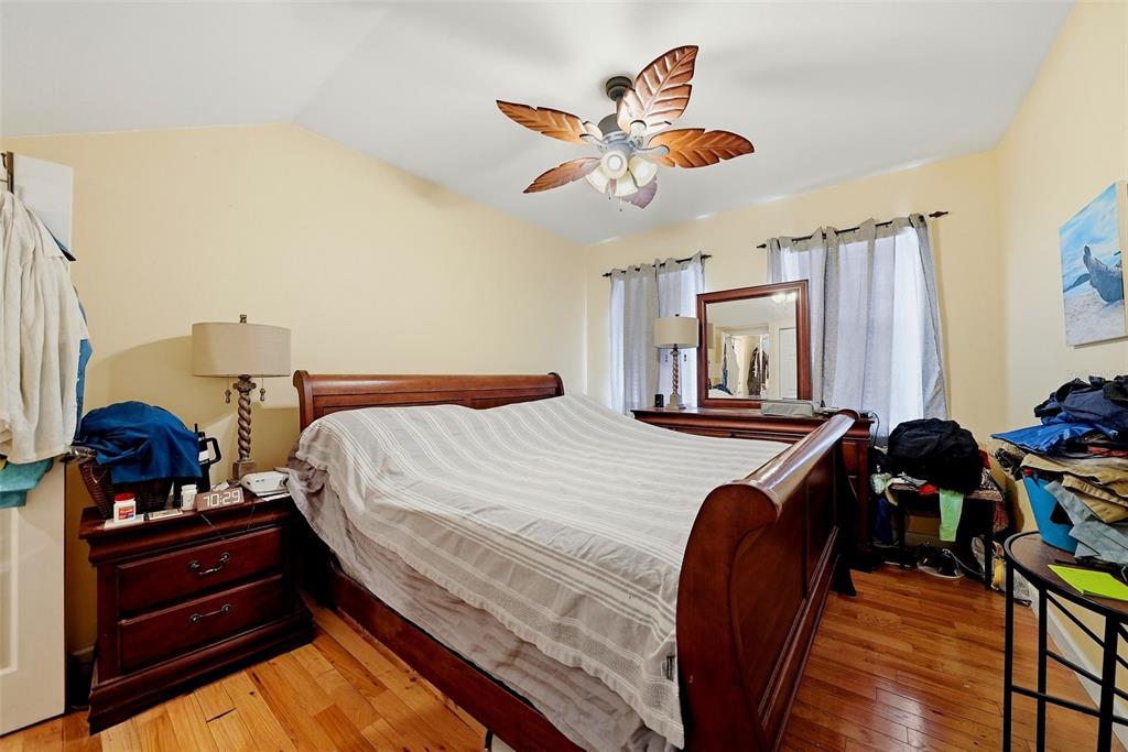 726 Mandalay Avenue Clearwater Beach, FL 33767 - Photo 14 of 49