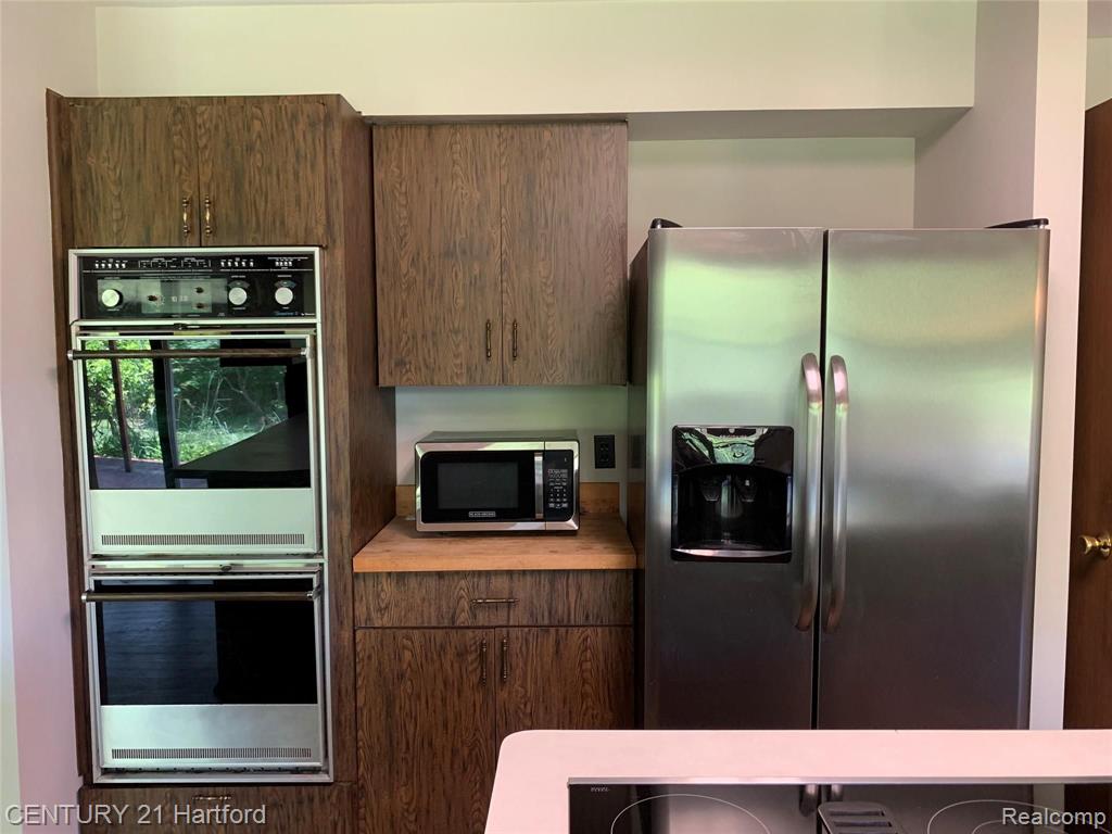 26466 Springland Street Farmington, MI 48334 - Photo 12 of 51